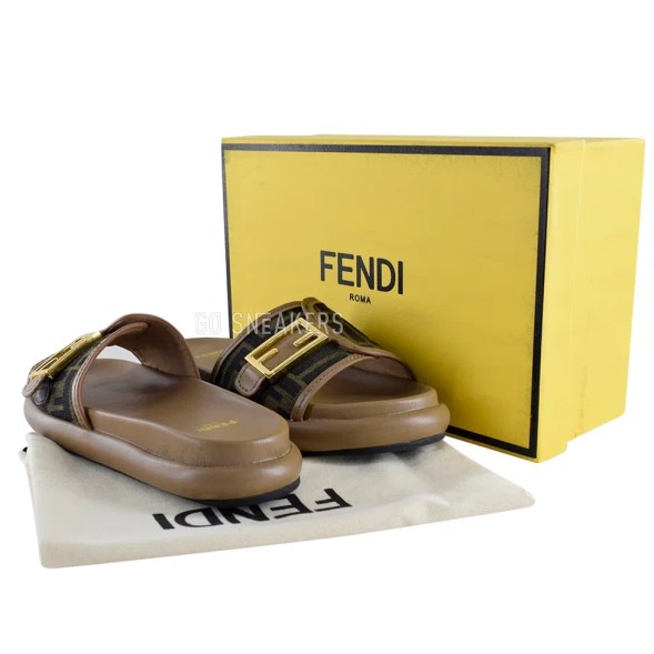 Женские шлёпанцы Fendi Slippers Brown