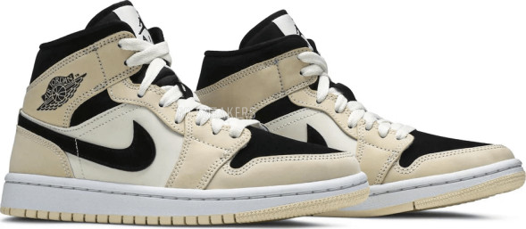 Женские кроссовки Nike Wmns Air Jordan 1 Mid &amp;#039;Barely Orange&amp;#039;