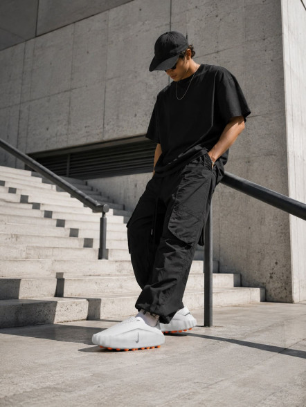 Унисекс слипоны Nike Mind 001 White